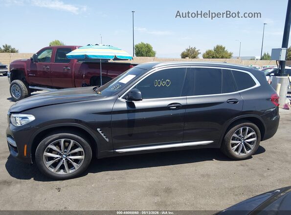 5UXTR9C51KLP94277 2019 BMW X3 Black Widok wnętrza 360 stopni