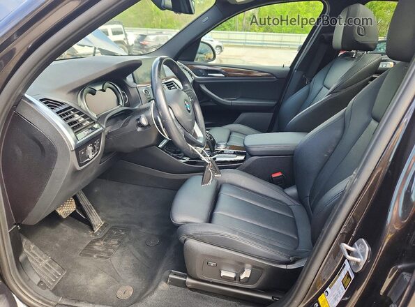5UXTR9C52JLC73957 2018 BMW X3 Black Front interior view