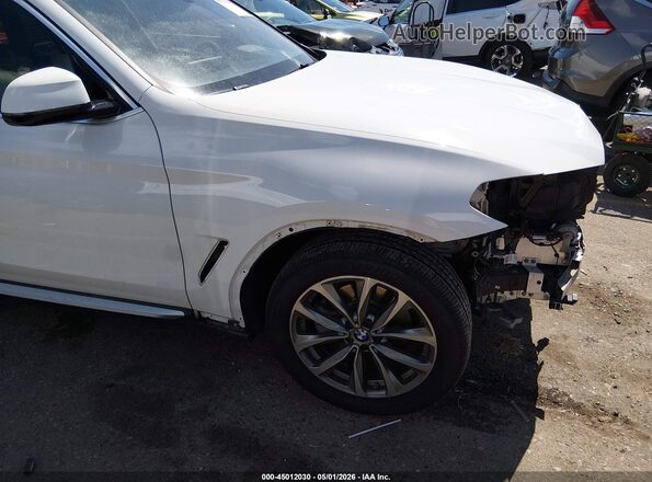 5UXTR9C52KLR08254 2019 BMW X3 White 