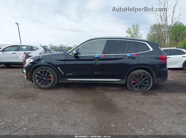 5UXTR9C53JLC74468 2018 BMW X3 Черный Панорамный вид салона 360°