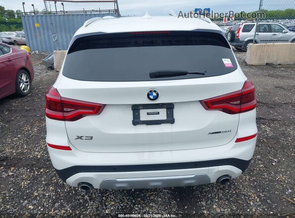 5UXTR9C54JLD90164 2018 BMW X3 Белый 