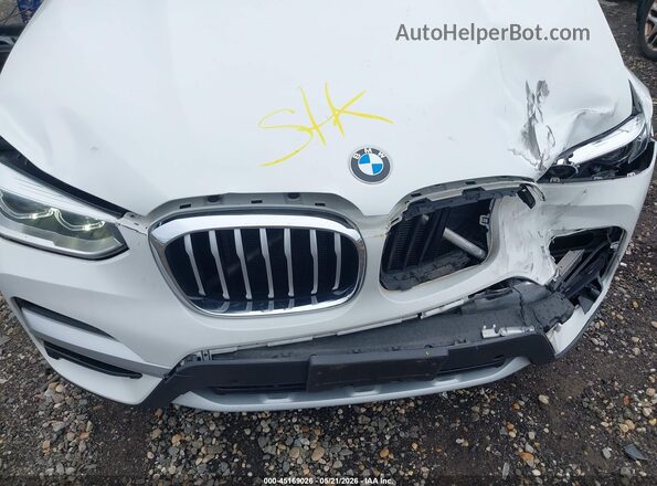 5UXTR9C54JLD90164 2018 BMW X3 Белый Вид сзади
