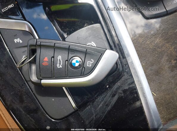 5UXTR9C57JLD74685 2018 BMW X3 Black Dashboard view