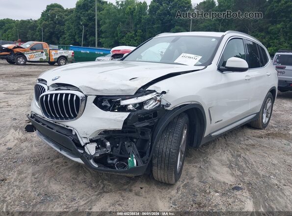 5UXTR9C58JLD65882 2018 BMW X3 White Դիմացի տեսք