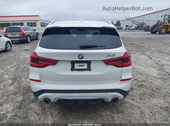 5UXTR9C58JLD65882 2018 BMW X3 White 