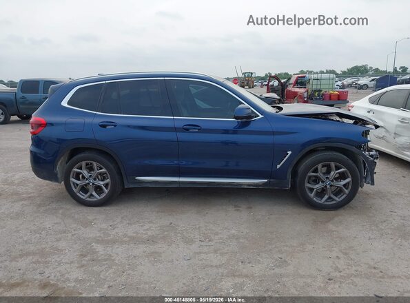 5UXTY3C03M9H85068 2021 BMW X3 Blue 360 interior view
