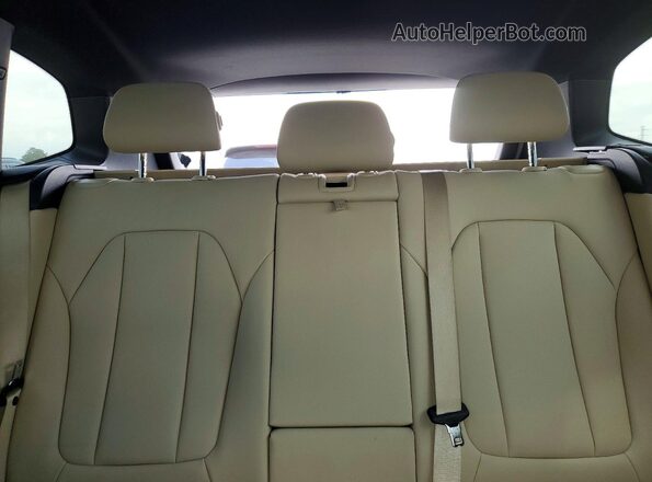 5UXTY3C04M9H13098 2021 BMW X3 White 