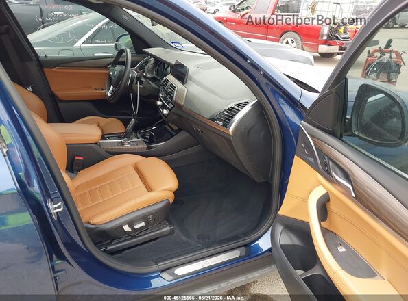 5UXTY3C07L9B31639 2020 BMW X3 Blue Front interior view