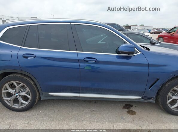 5UXTY3C07L9B31639 2020 BMW X3 Blue 360 interior view