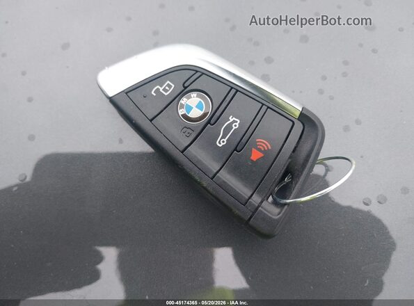5UXTY5C02M9E07061 2021 BMW X3 Blue Vista del salpicadero