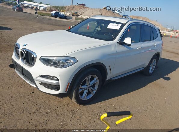 5UXTY5C08L9C98684 2020 BMW X3 White Առջևի ձախ երեք քառորդ տեսարան