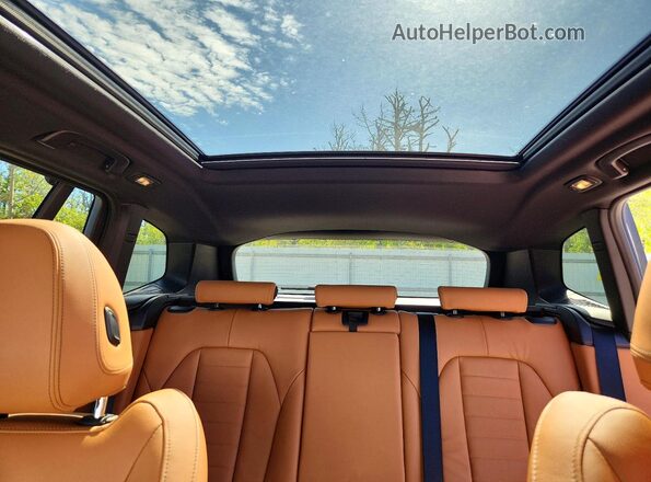 5UXTY9C09L9B72342 2020 BMW X3 White Rear seats view