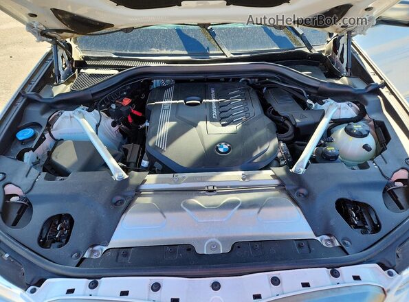 5UXTY9C09L9B72342 2020 BMW X3 White Engine compartment view