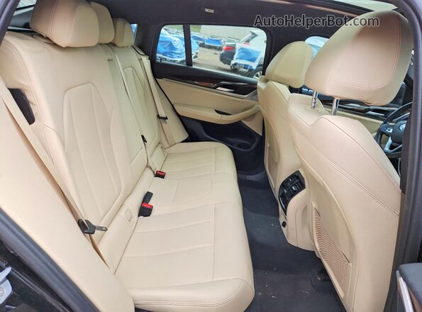 5UXUJ3C58KLG54531 2019 BMW X4 Black Widok wnętrza z tyłu