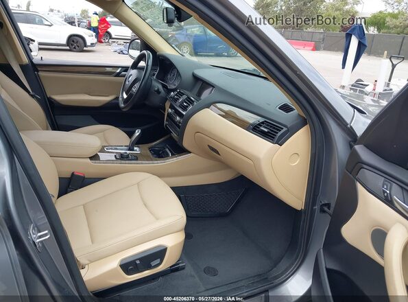 5UXWX7C50H0U40980 2017 BMW X3 Gray Front interior view
