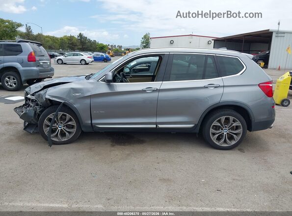 5UXWX7C50H0U40980 2017 BMW X3 Gray 360 interior view