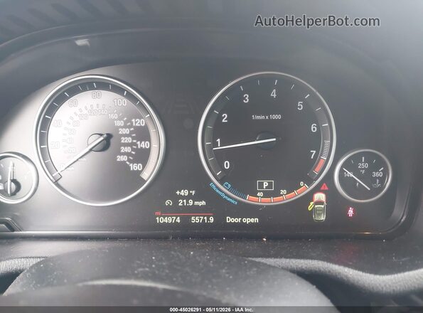 5UXWX9C52H0D97600 2017 BMW X3 White Вид задніх сидінь