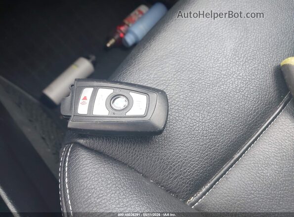 5UXWX9C52H0D97600 2017 BMW X3 White Вид панелі приладів
