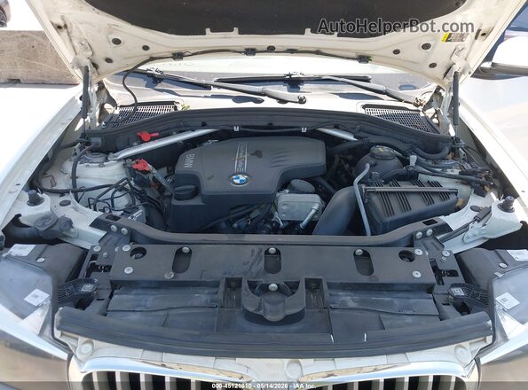 5UXWX9C53H0T07240 2017 BMW X3 Белый Вид сзади
