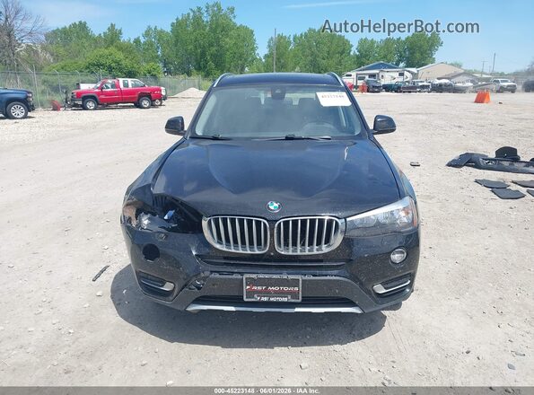 5UXWX9C54H0T14343 2017 BMW X3 Черный Вид задней части салона