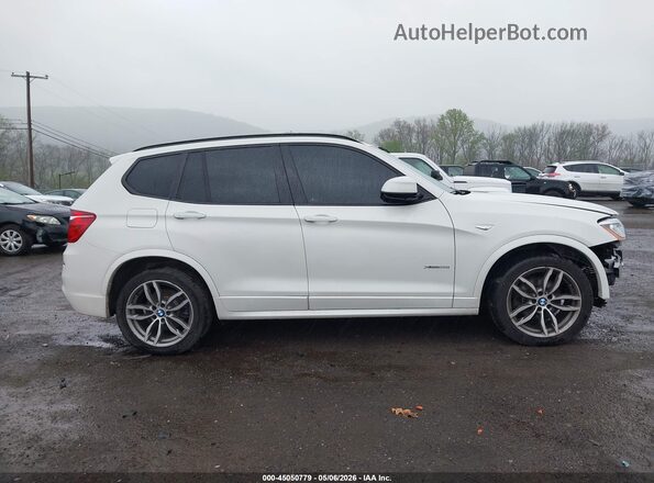 5UXWX9C5XG0D72765 2016 BMW X3 White Widok wnętrza z tyłu
