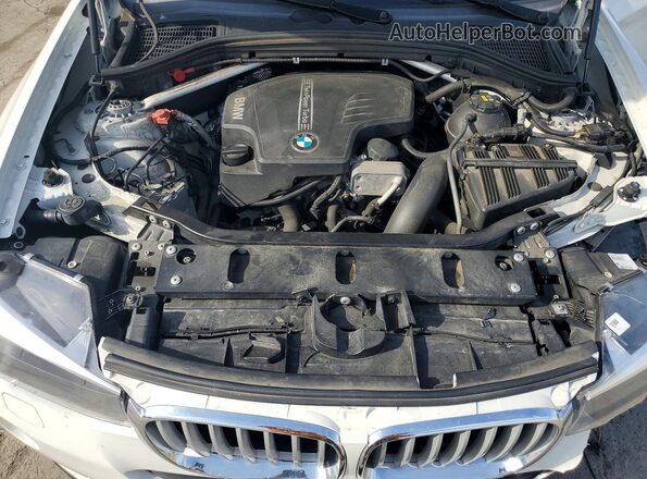 5UXWX9C5XH0D97621 2017 BMW X3 White Widok komory silnika