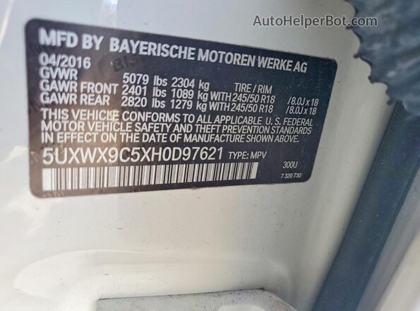 5UXWX9C5XH0D97621 2017 BMW X3 White Widok wnętrza 360 stopni