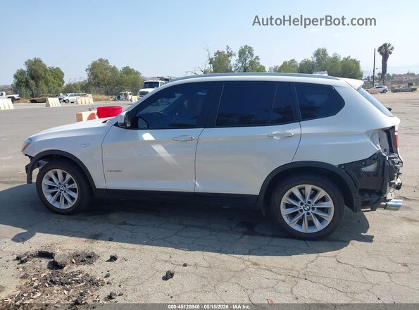 5UXWX9C5XH0T03122 2017 BMW X3 White 