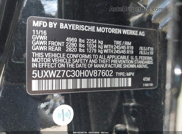 5UXWZ7C30H0V87602 2017 BMW X3 Black Շարժիչի բաժամունքի տեսք