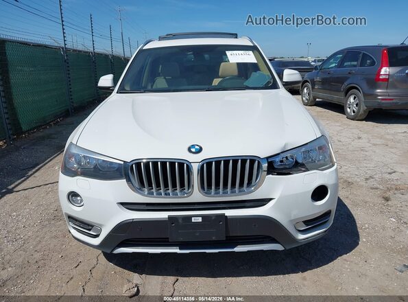 5UXWZ7C36H0V92707 2017 BMW X3 White Սարքավորումների վահանակի տեսք