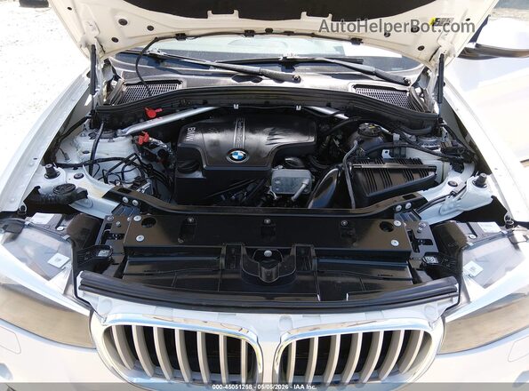 5UXWZ7C39H0X42082 2017 BMW X3 White 