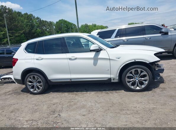 5UXWZ7C54G0T43029 2016 BMW X3 White Панорамний вид салону 360°