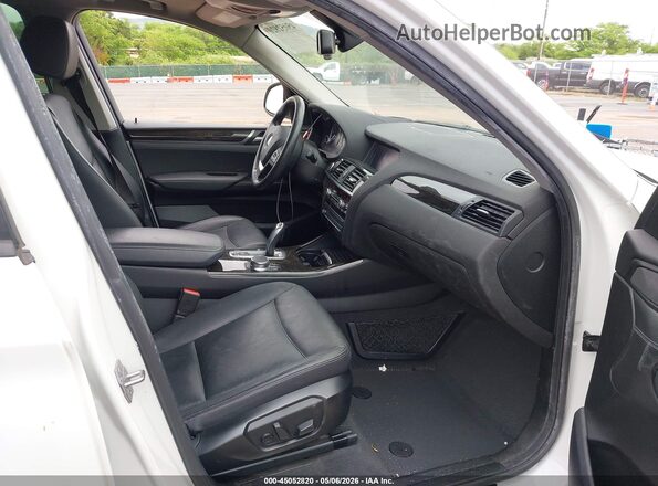 5UXWZ7C57H0V85198 2017 BMW X3 White წინა სალონის ხედი
