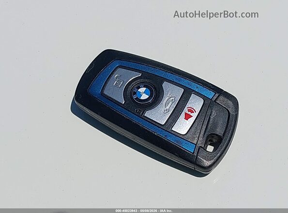 5UXXW7C55J0W64534 2018 BMW X4 Бирюзовый Вид панели приборов
