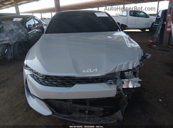 5XXG44J80RG260442 2024 KIA K5 Gray Вид задньої частини салону