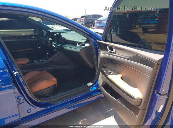 5XXG44J89RG228363 2024 KIA K5 Blue Widok wnętrza z przodu