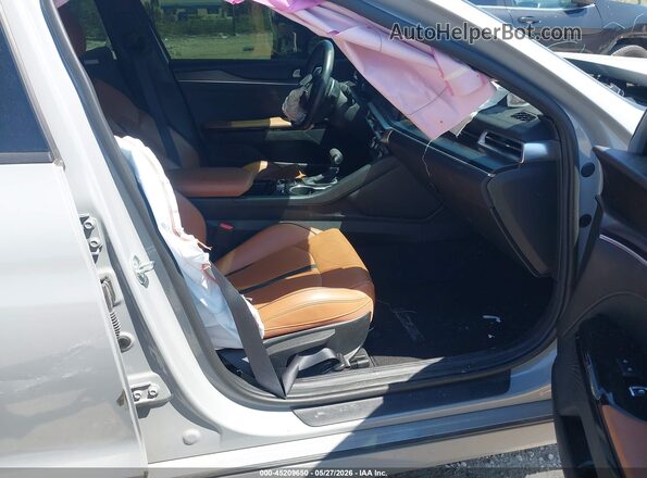 5XXG44J89RG247916 2024 KIA K5 Gray Vista interior delantera