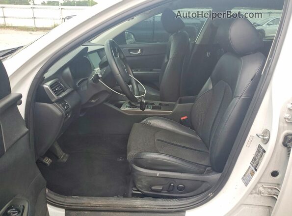 5XXGT4L34KG361705 2019 KIA OPTIMA White 