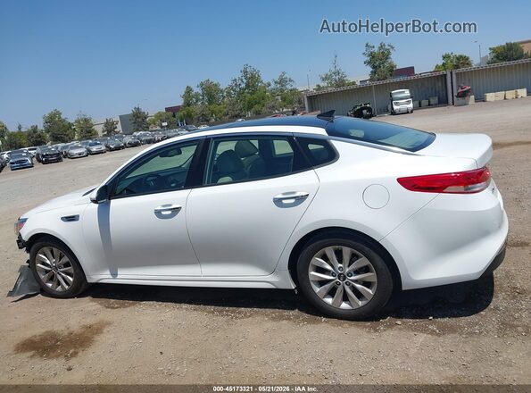 5XXGU4L30GG046890 2016 KIA OPTIMA White 