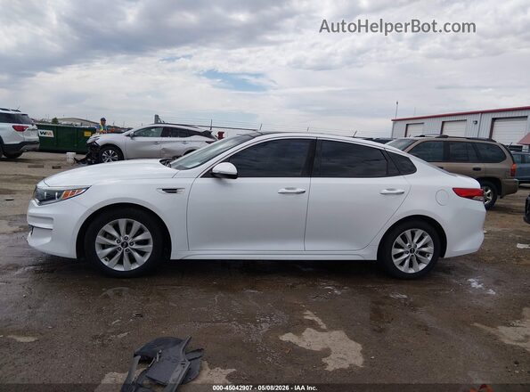 5XXGU4L39GG051912 2016 KIA OPTIMA White 