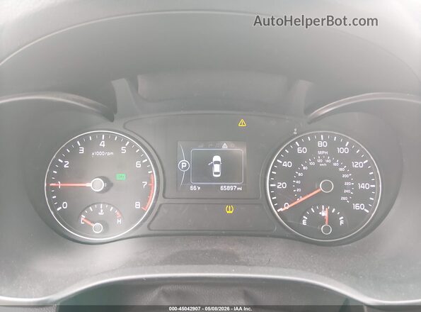 5XXGU4L39GG051912 2016 KIA OPTIMA White Widok tylnych siedzeń