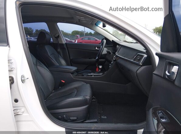 5XXGU4L39GG051912 2016 KIA OPTIMA White Widok wnętrza z przodu