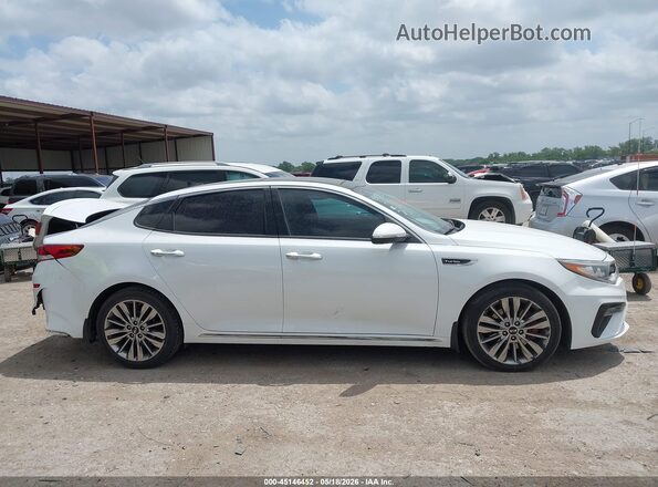 5XXGV4L23KG344511 2019 KIA OPTIMA White Սալոնի հետևի տեսք
