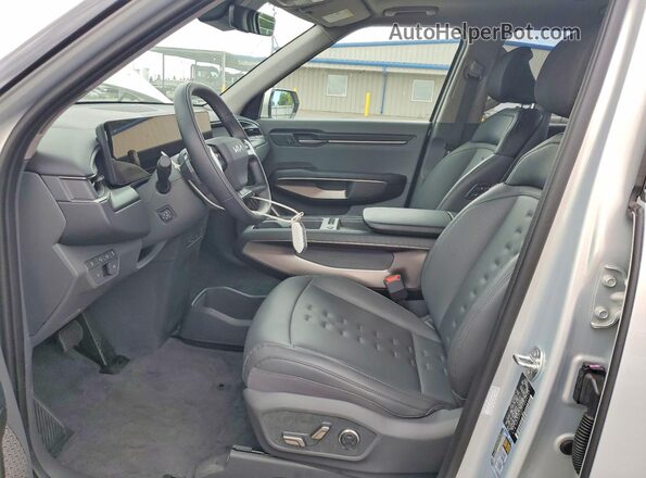 5XYAFFS53TG004797 2026 KIA EV9 Silver Front interior view