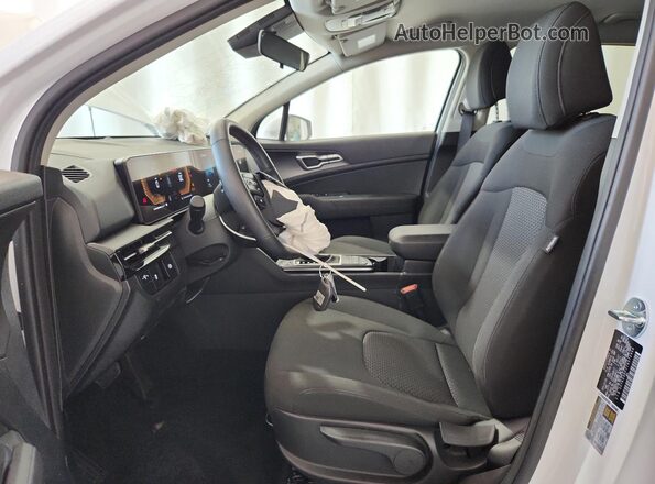 5XYK23DF7TG372968 2026 KIA SPORTAGE White 