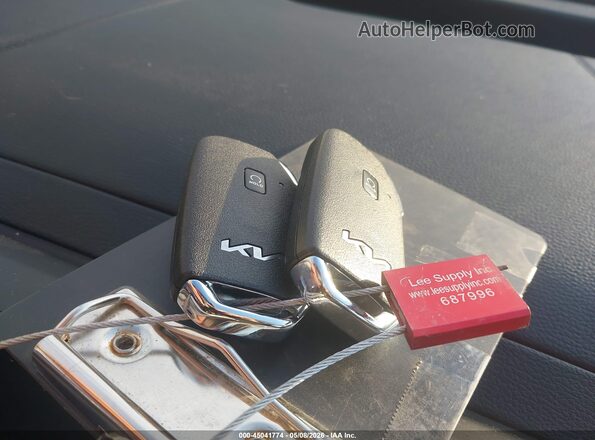5XYK33DF9RG206229 2024 KIA SPORTAGE Черный Вид панели приборов