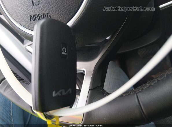 5XYK3CDF8SG288492 2025 KIA SPORTAGE Белый Вид панели приборов