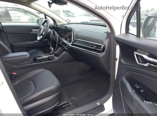 5XYK3CDFXRG206661 2024 KIA SPORTAGE White Widok wnętrza z przodu