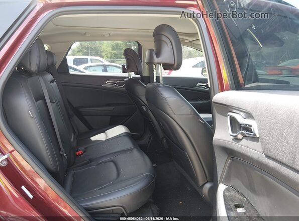 5XYK43DF3RG226084 2024 KIA SPORTAGE Burgundy Vista de la etiqueta del VIN