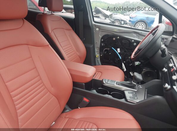 5XYK43DF3TG393245 2026 KIA SPORTAGE Gray Front interior view